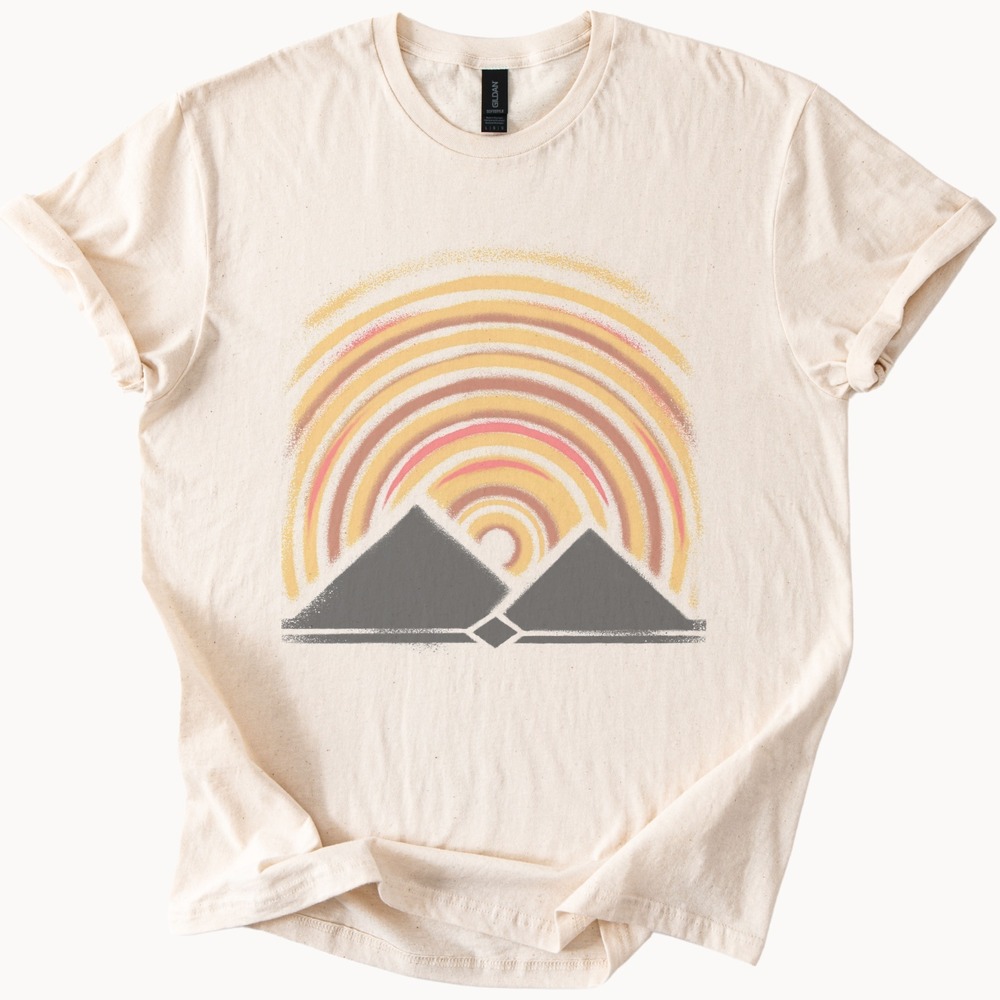 Retro Sunburst Mountain Graphic Tee 70s Boho Style